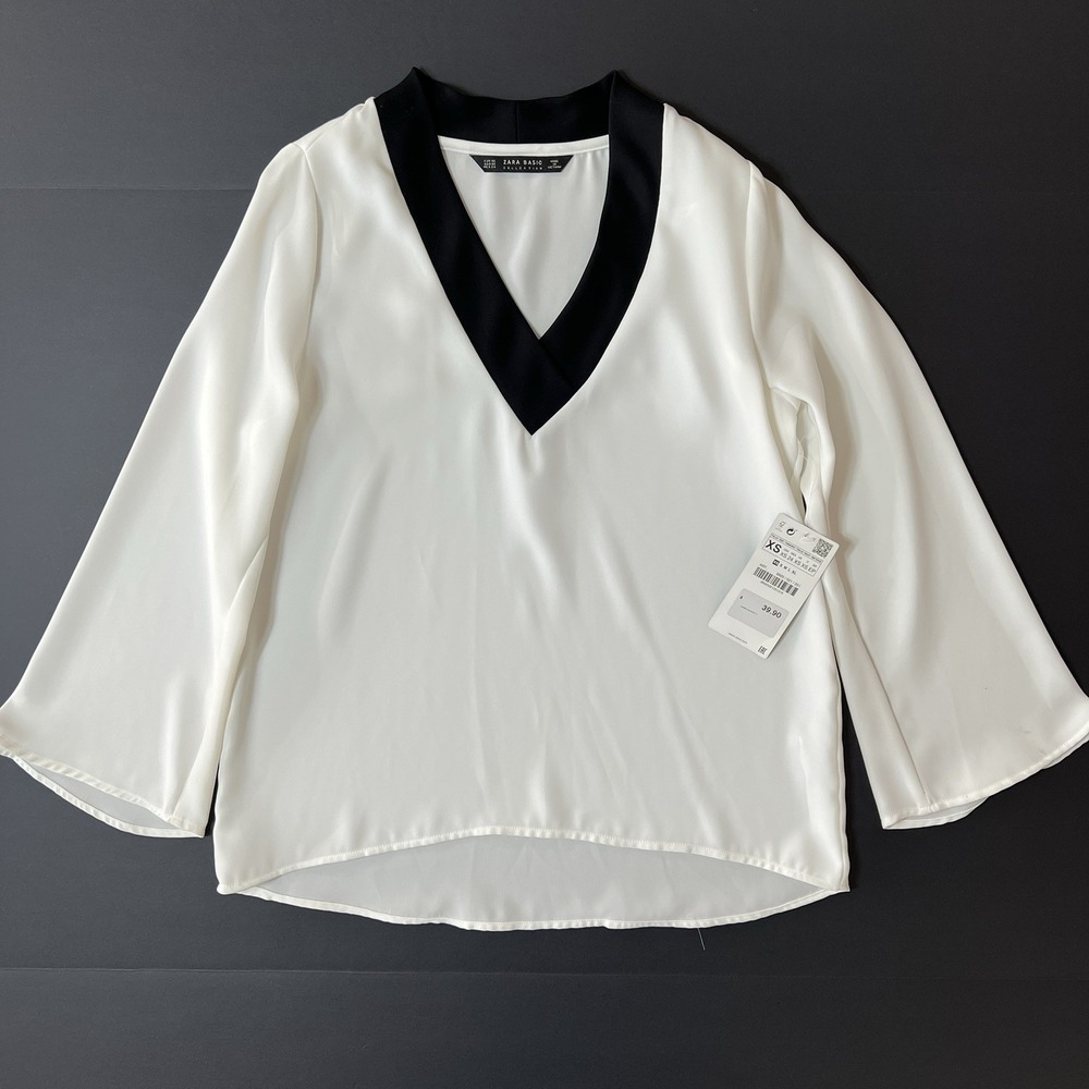 Zara Basic VNeck Blouse Women's XS White Black NWT Lagenlook Business Casual